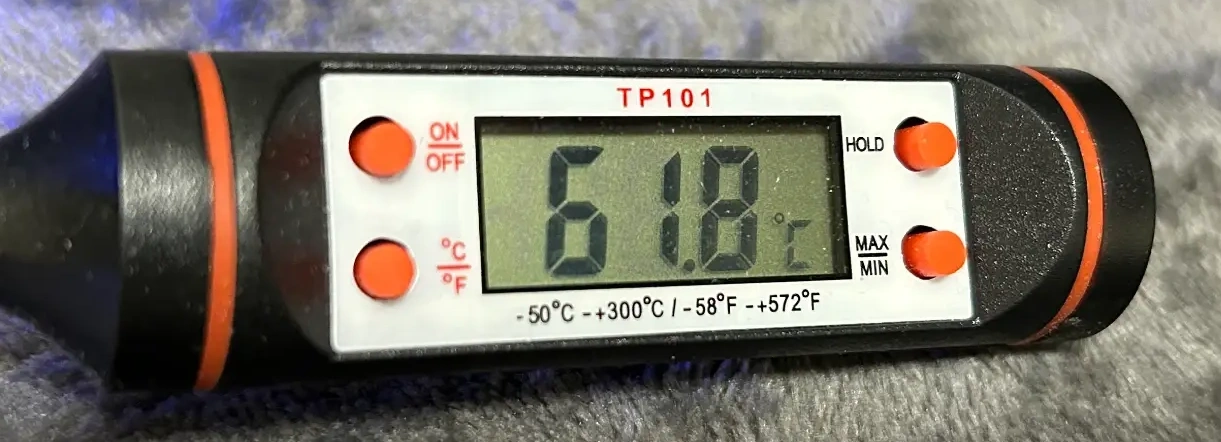 ベンチマーク中のピーク温度